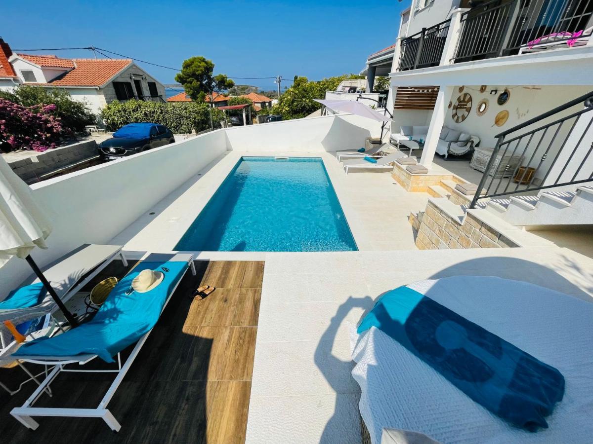 Villa Lemony Maslinica Exteriör bild