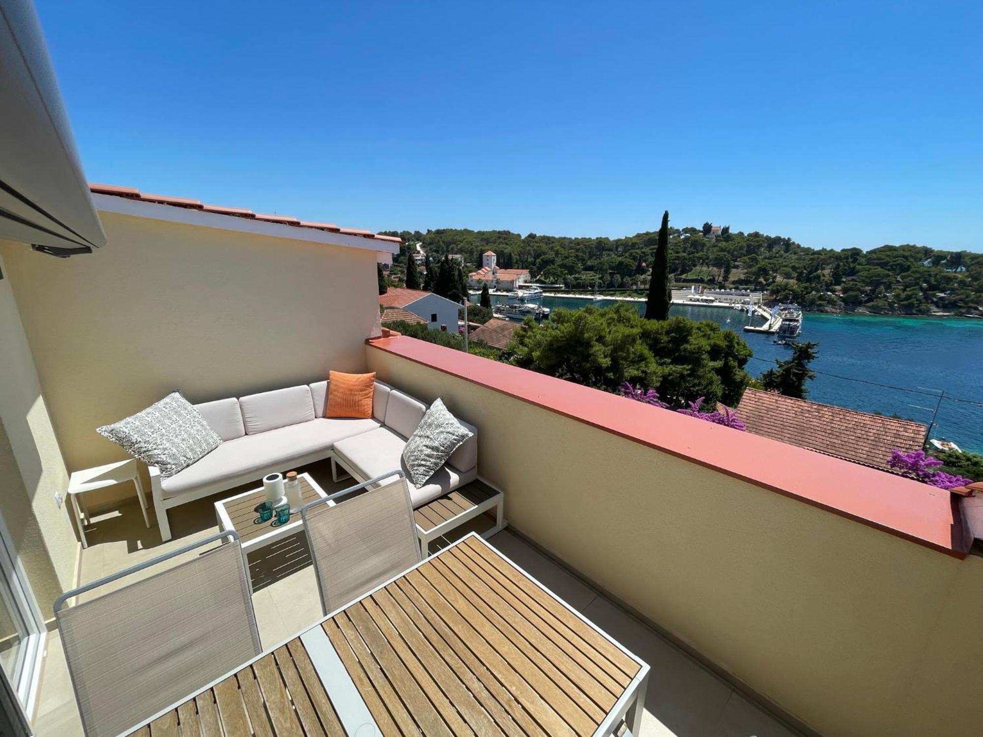 Villa Lemony Maslinica Exteriör bild